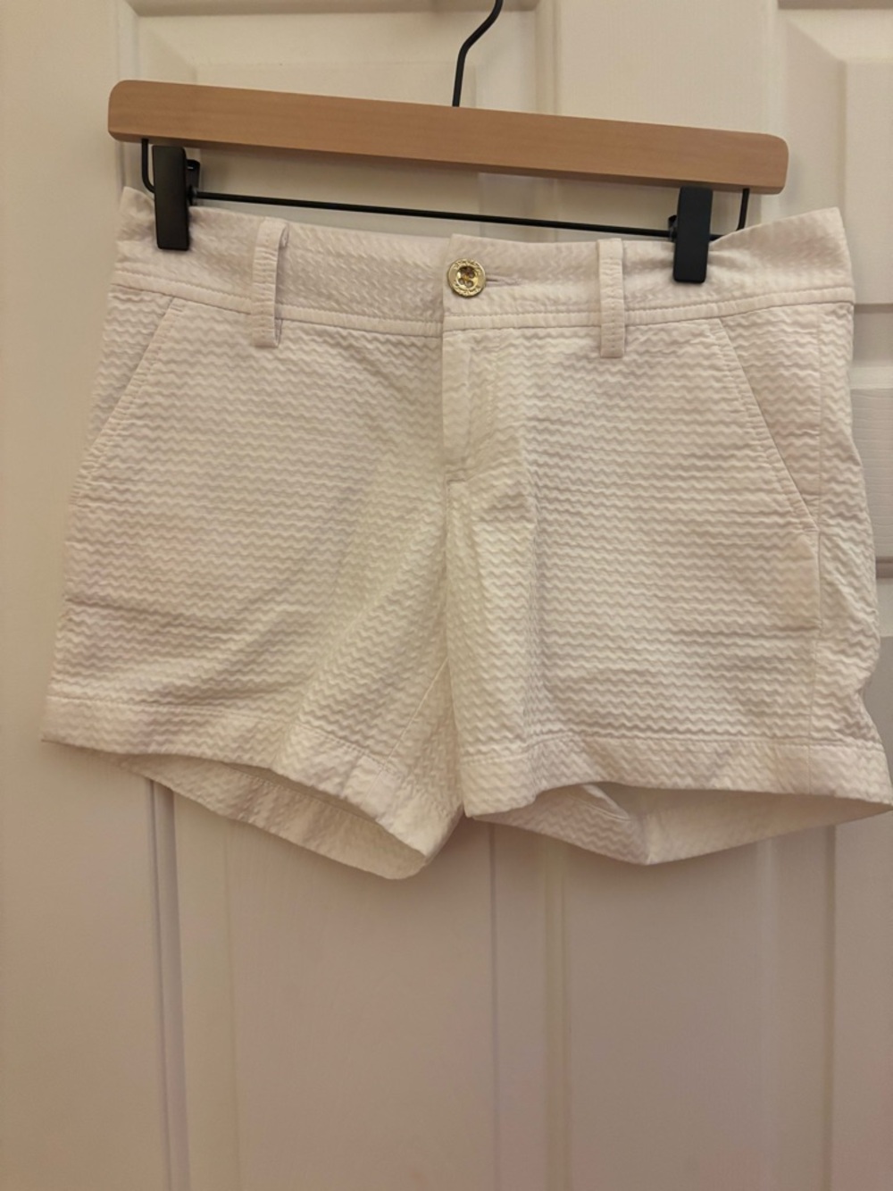 Lilly Pulitzer White Textured Bermuda Shorts Waist 30” Size 0 New